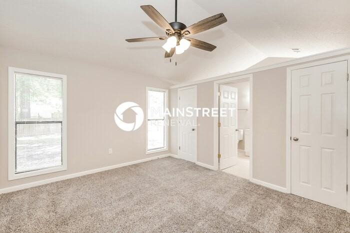 5827 Garden Ridge Dr - Photo 6 of 15