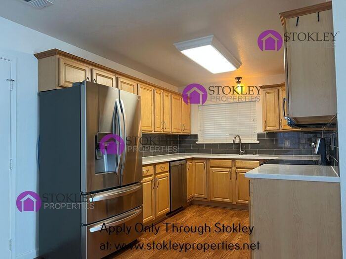 3906 Birchwood Ct - Photo 3 of 25