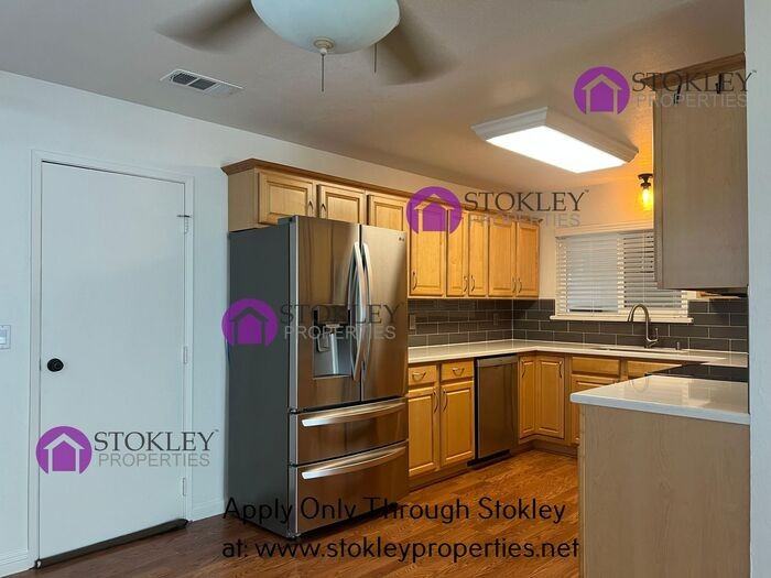 3906 Birchwood Ct - Photo 4 of 25