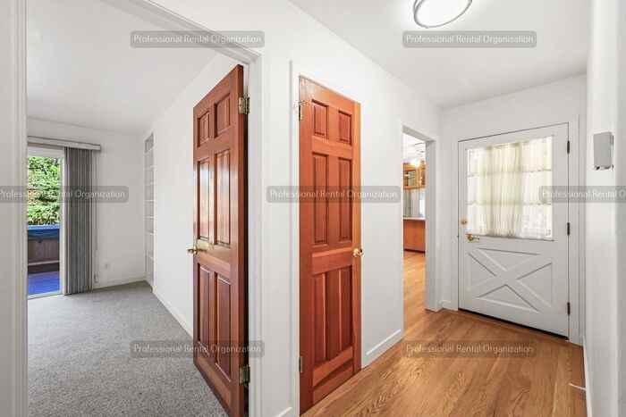 4747 Montgomery Dr - Photo 3 of 50