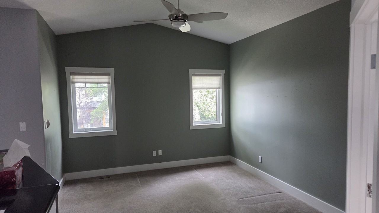 10513 75 Ave Nw - Photo 5 of 11