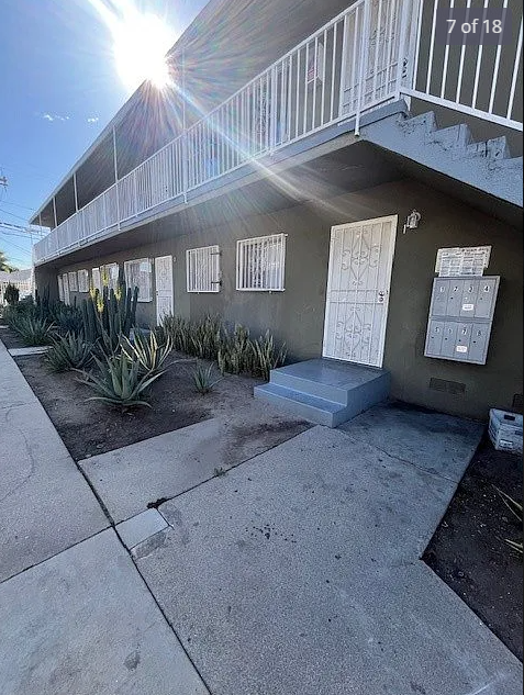 1540 W Florence Ave #8 - Photo 3 of 10
