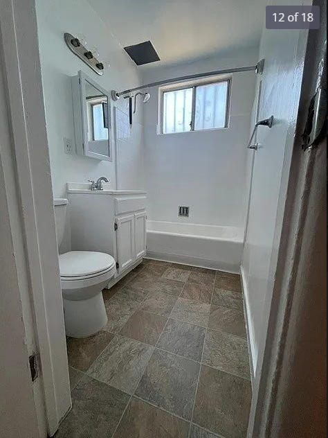 1540 W Florence Ave #8 - Photo 7 of 10