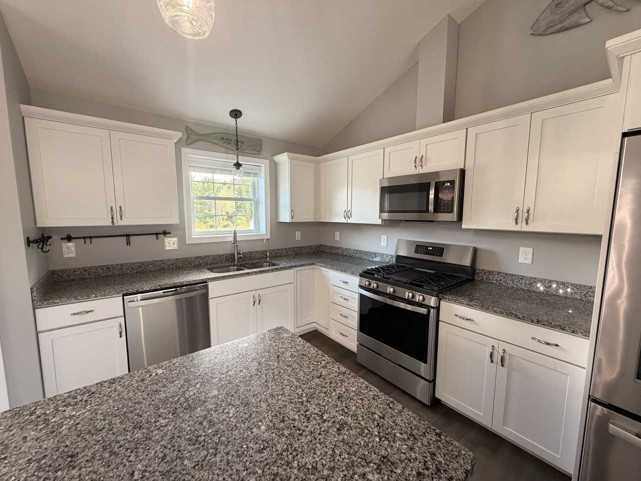8 Crickett Ln #NA - Photo 3 of 20