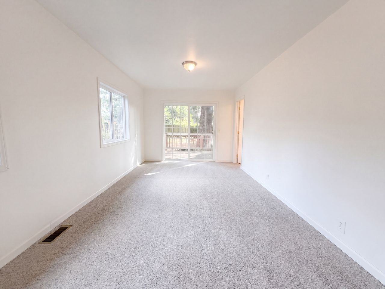 11501 Se Hawthorne St #NA - Photo 5 of 8