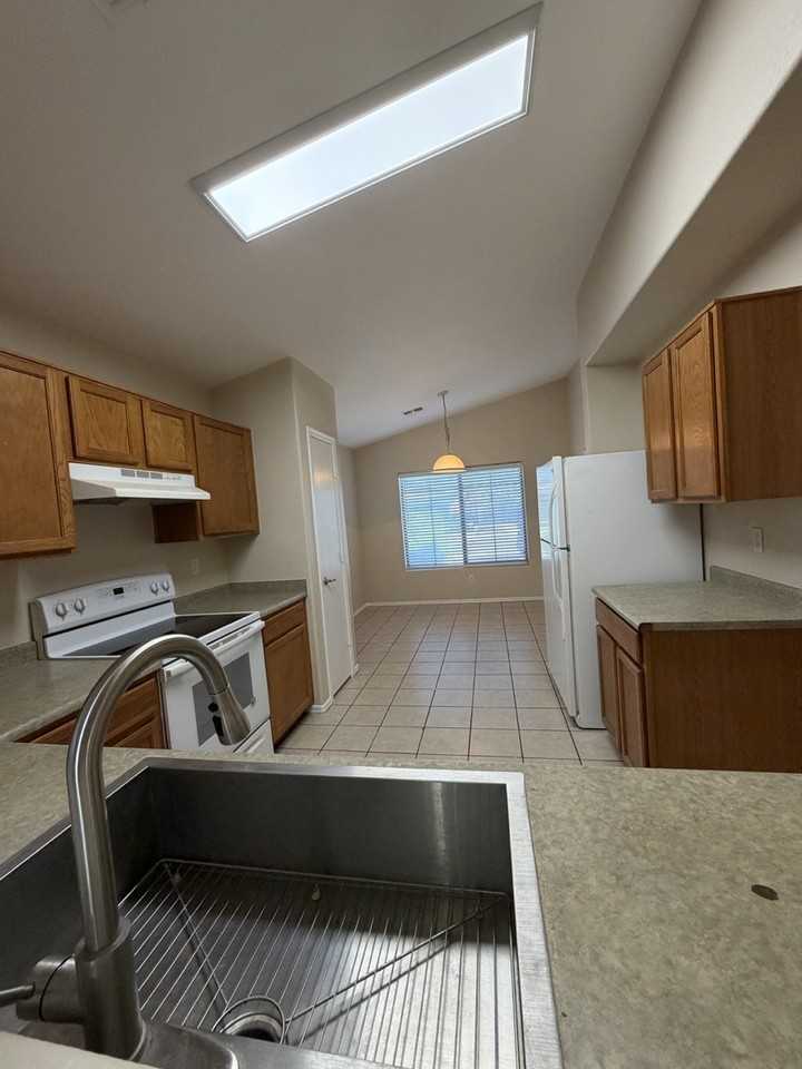 3921 E Derringer Way #NA - Photo 7 of 22
