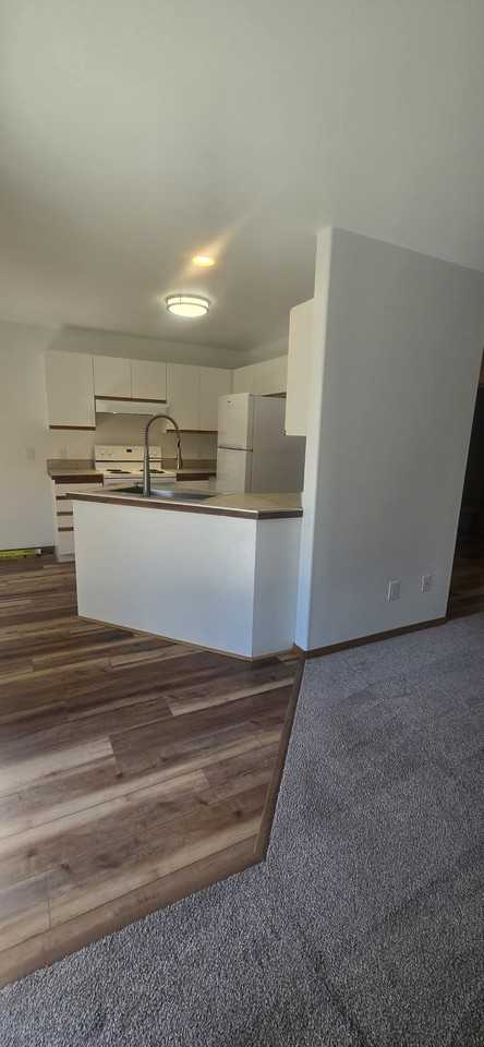 1350 Brown St #B - Photo 6 of 8