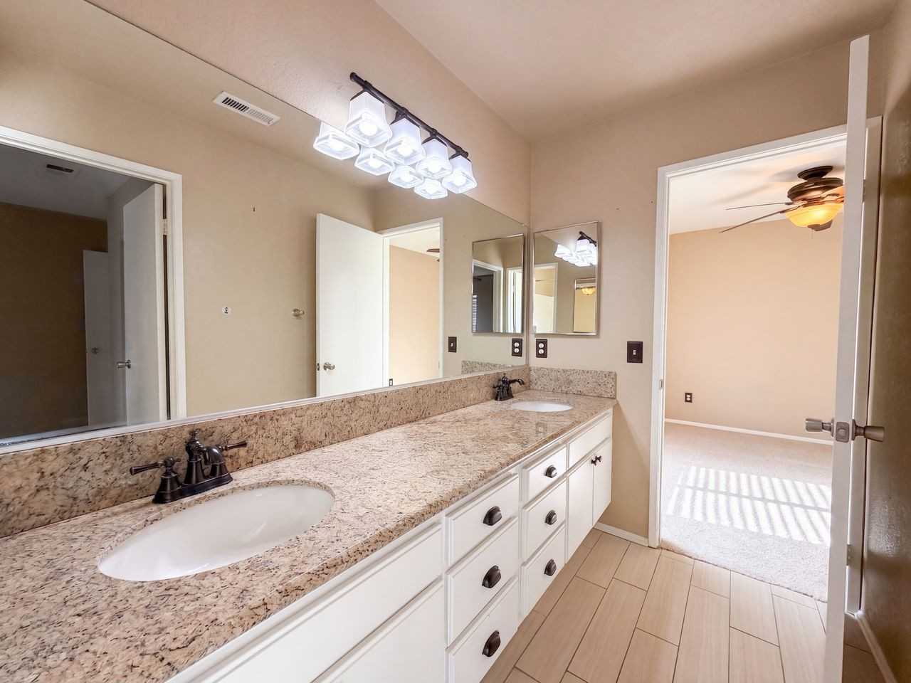 5538 W Avenue L6 #NA - Photo 7 of 11
