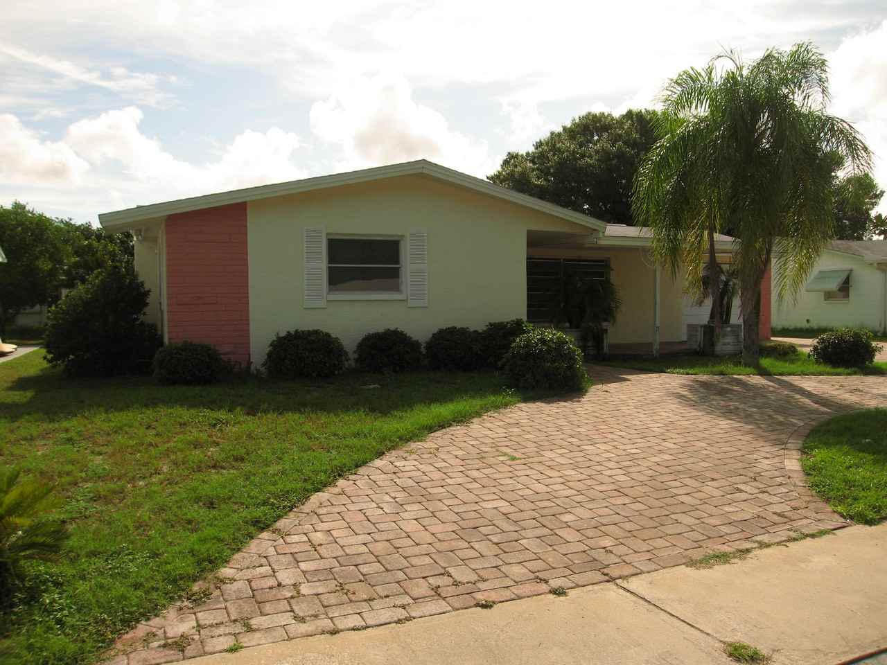 3252 Brookfield Dr #NA - Photo 3 of 13