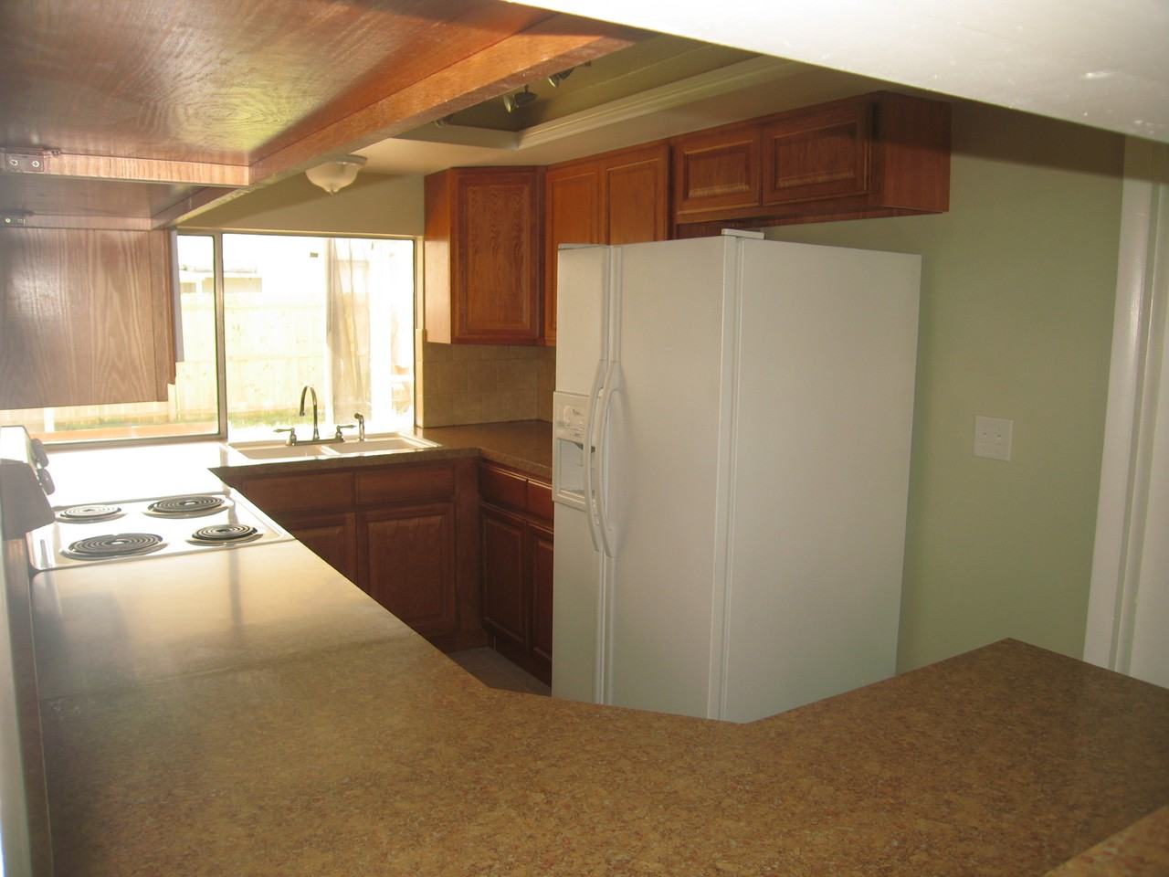 3252 Brookfield Dr #NA - Photo 7 of 13