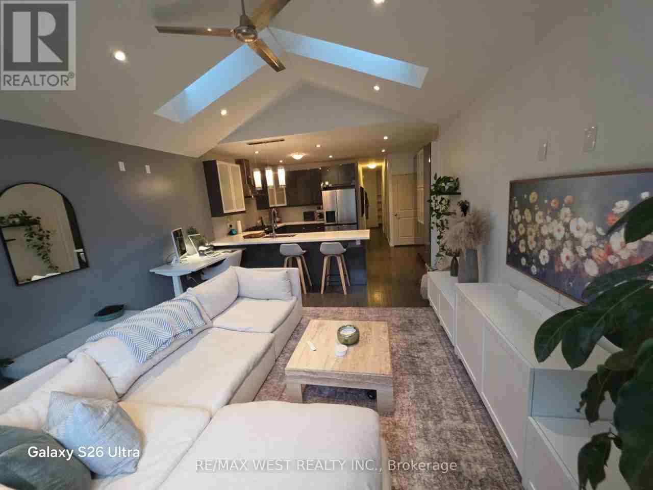64 Galt Avenue - Photo 5 of 5