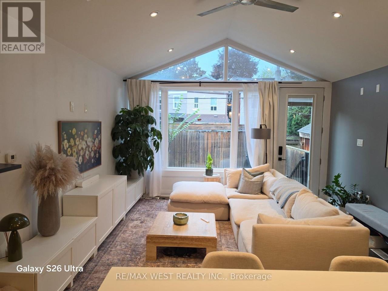 64 Galt Avenue - Photo 2 of 5