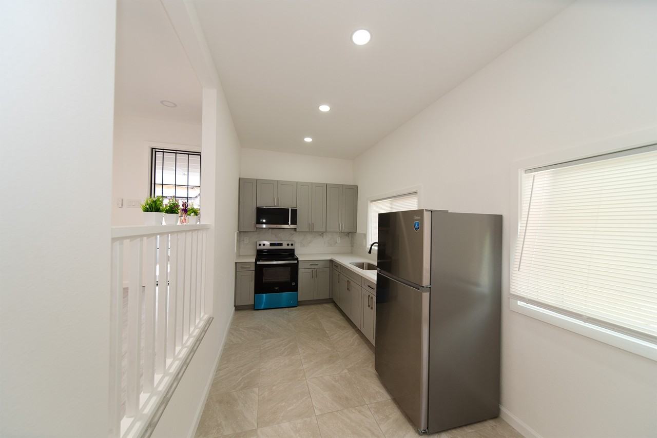 99-627 Kaulainahee Pl - Photo 3 of 10