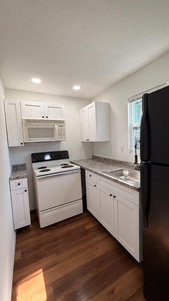 904 Virginia St - Photo 3 of 11