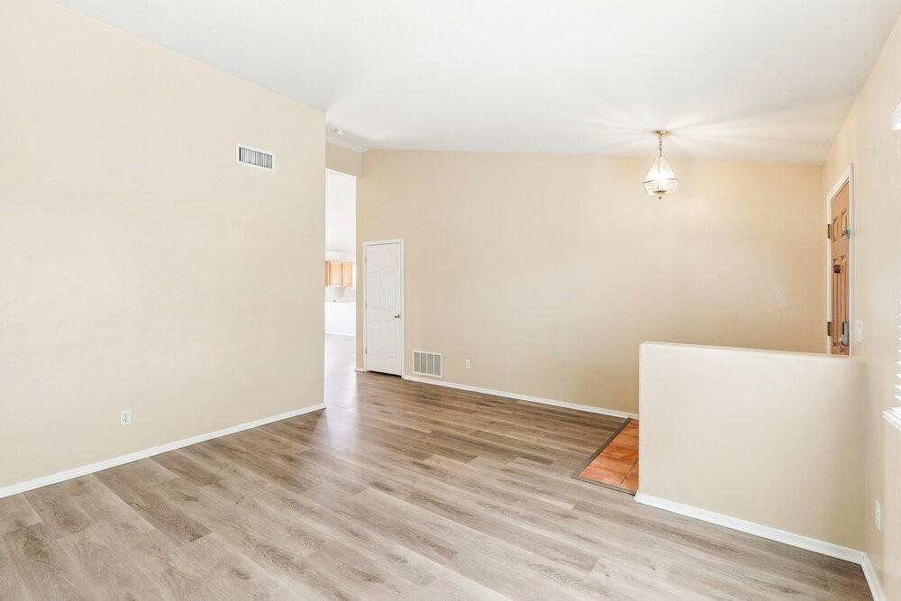 9617 E Paseo Juan Tabo - Photo 4 of 16