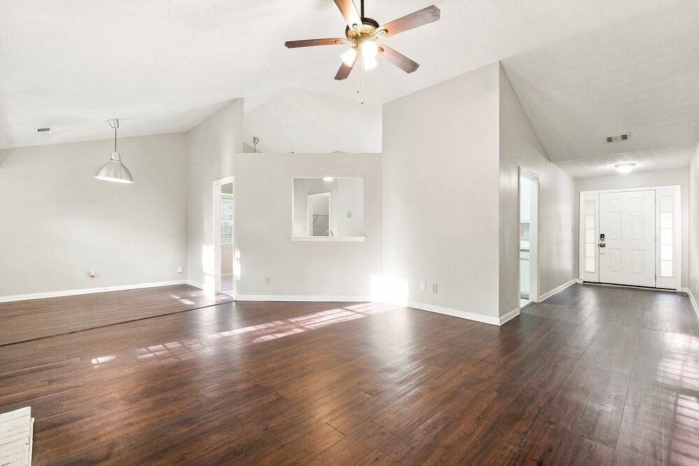 1171 Lennox Ct - Photo 5 of 16