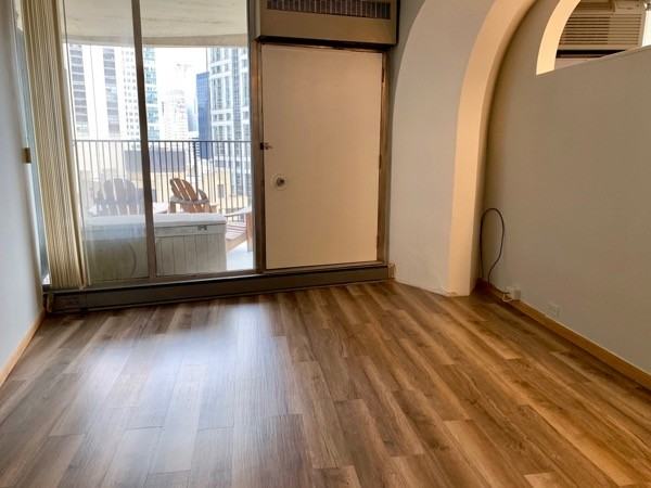 300 North State Street - 3012Unit 3012 #3012 - Photo 6 of 14