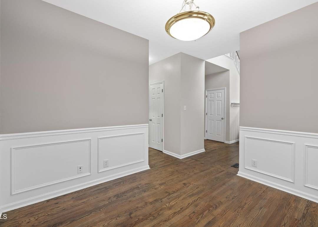102 College Ave - Photo 5 of 34