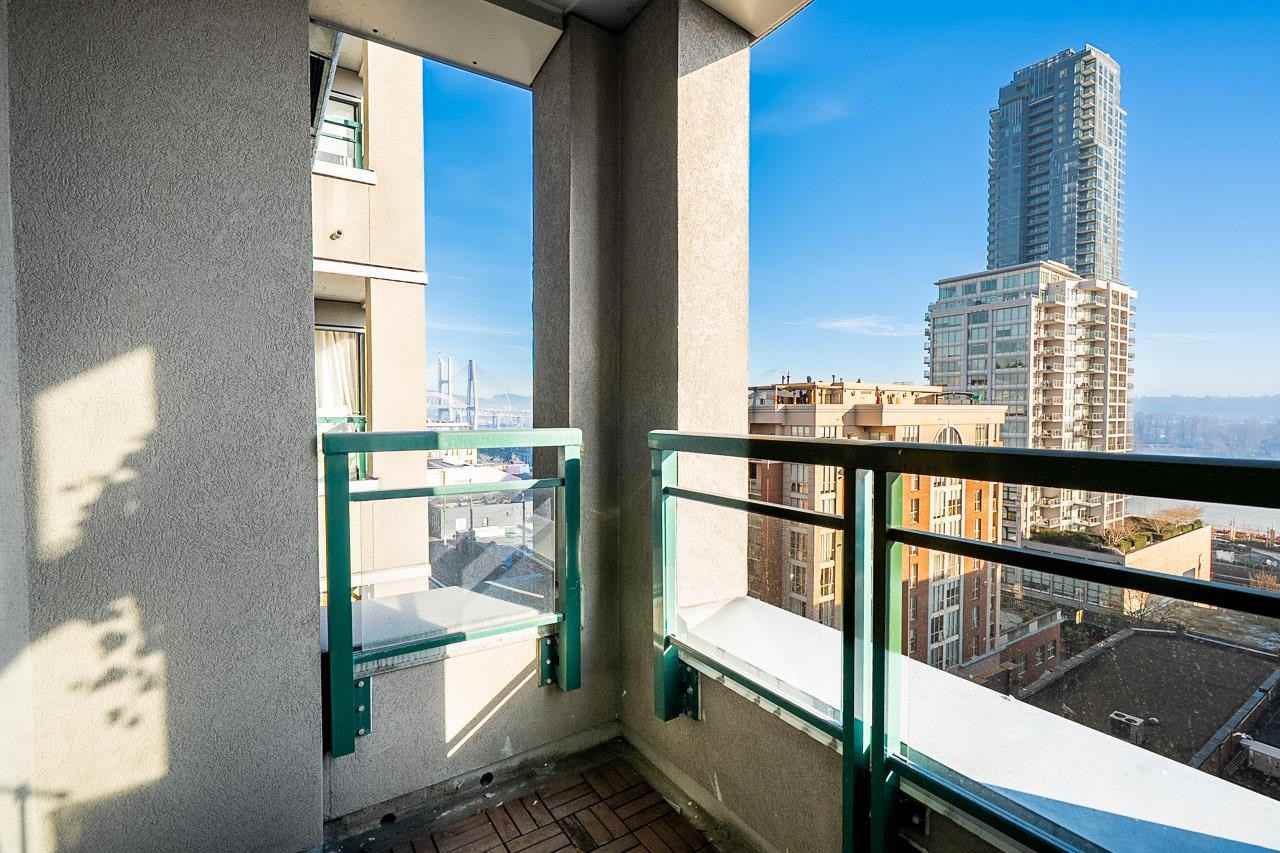 720 Carnarvon St - Photo 5 of 13