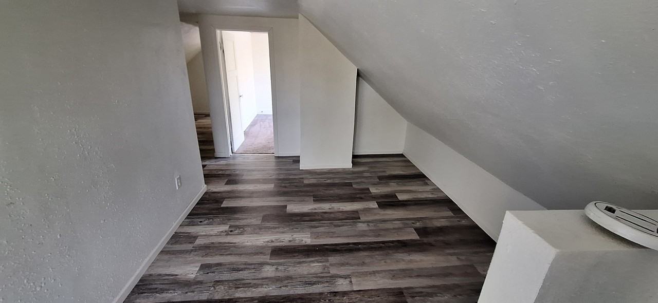 3374 N Palmer St #2 - Photo 3 of 11