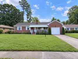 featured image of 609 Charlton Dr #1