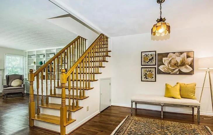 59 Munroe Road - Photo 3 of 10