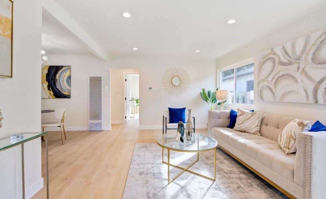 1148 Camellia Dr #1 - Photo 5 of 15