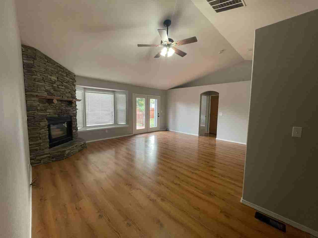 880 Aspen Pl #1 - Photo 6 of 26