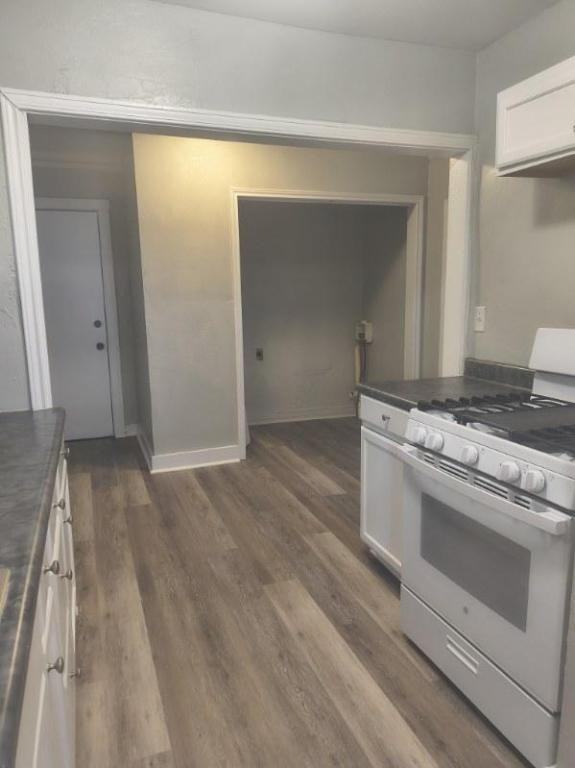 727 N Wheeling Ave - Photo 5 of 13