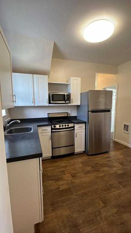 124 W Potomac St #1ROOMA - Photo 3 of 10