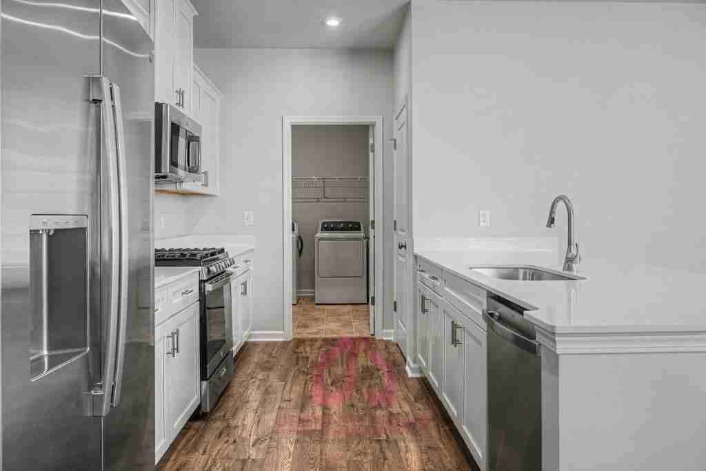 376 Highline Trl - Photo 6 of 25