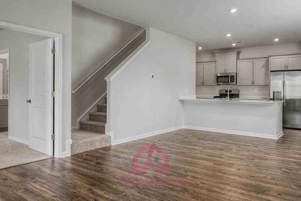 378 Highline Trl - Photo 6 of 25