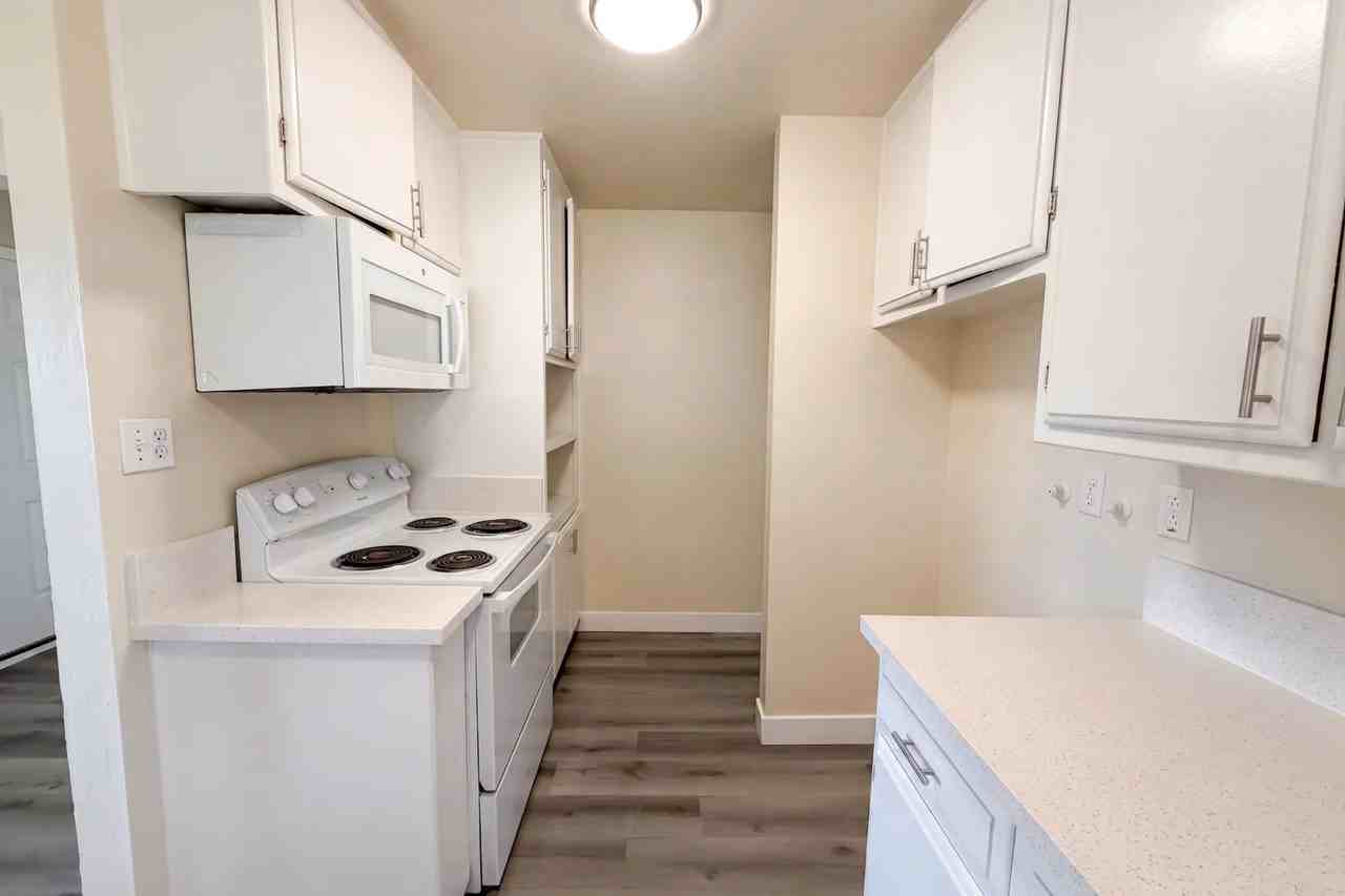 4198 George Avenue - Photo 2 of 3