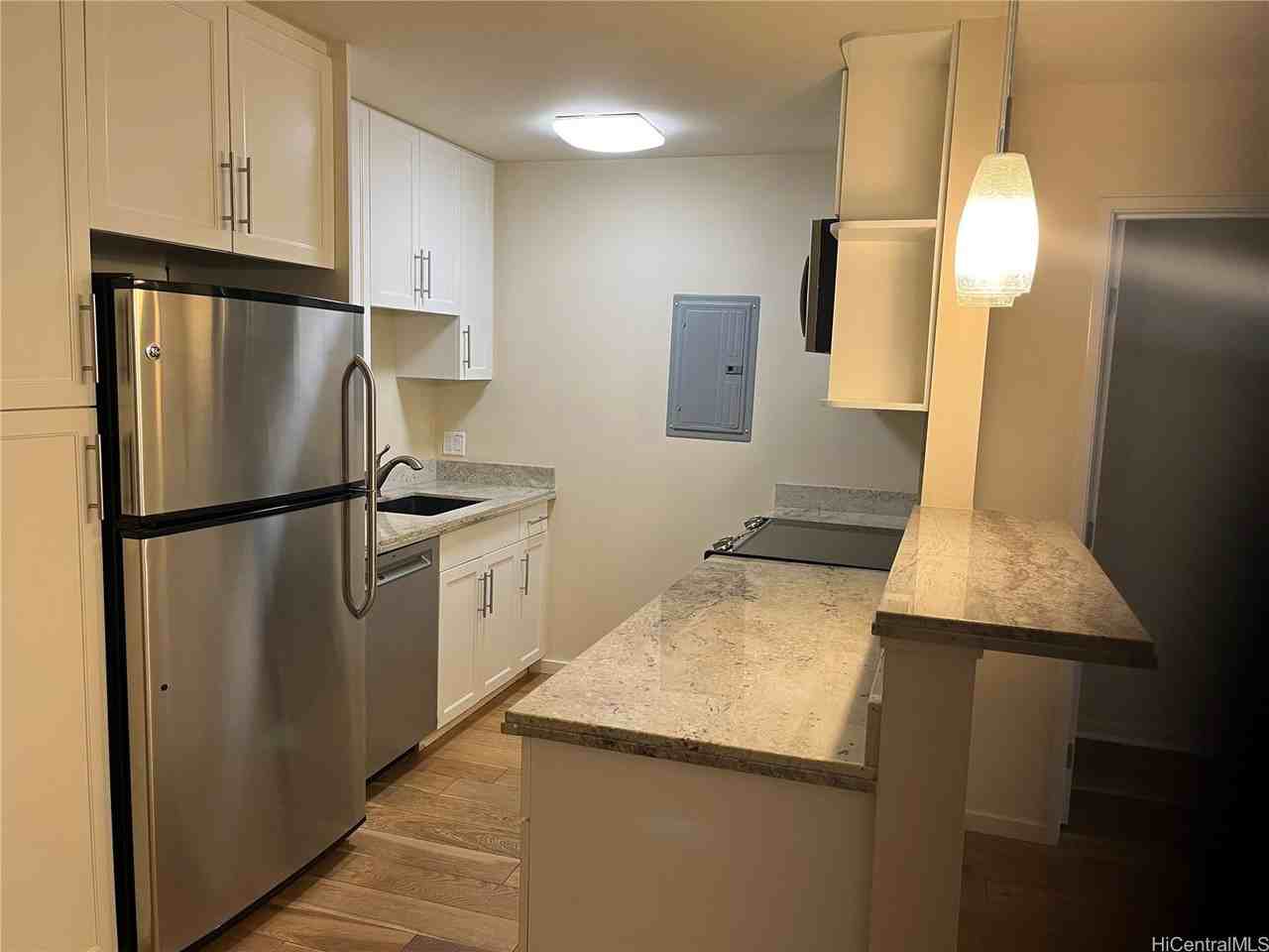 1800 Kaioo Dr #C309 - Photo 5 of 15