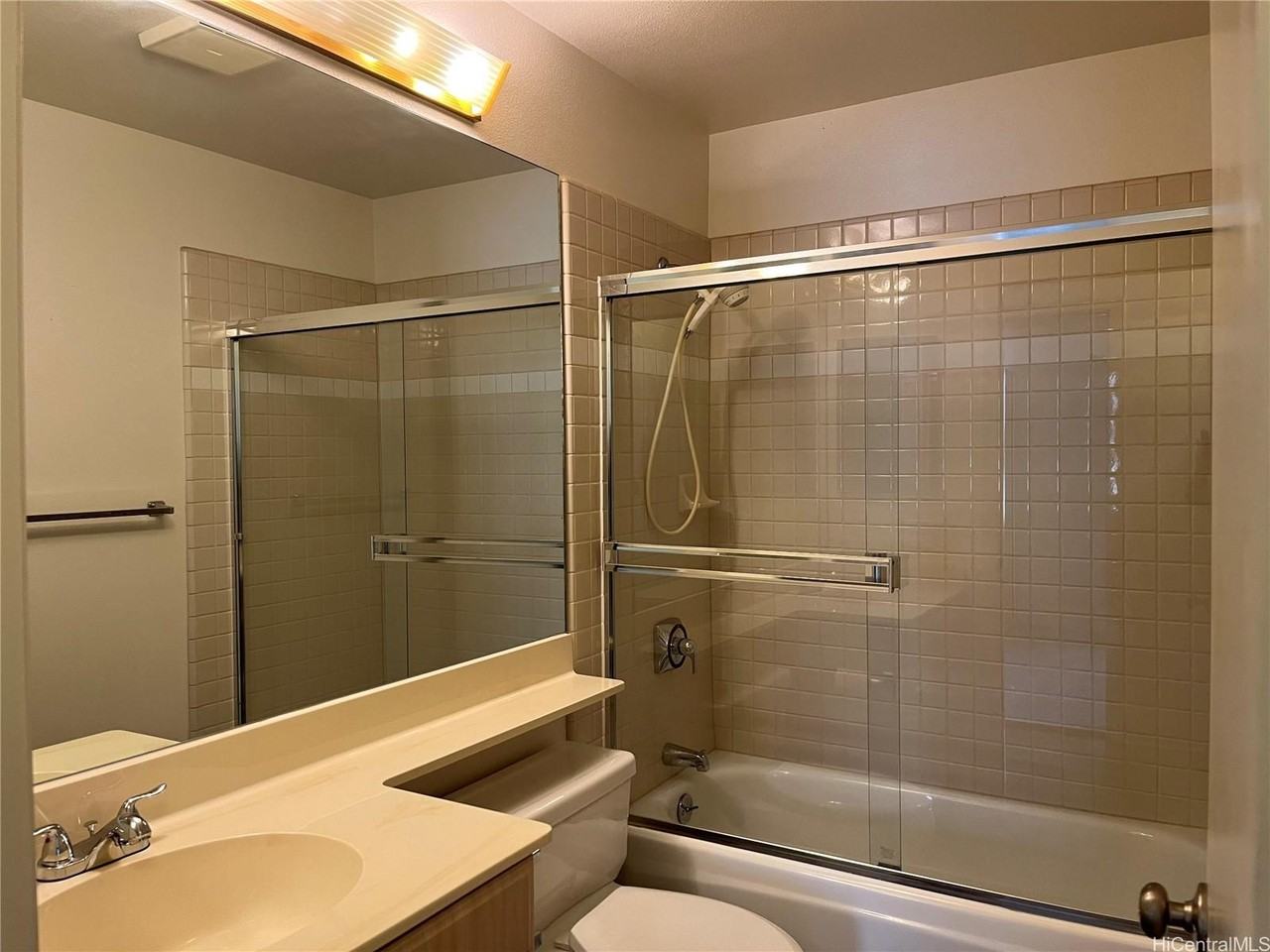 92-1537 Aliinui Dr #16E - Photo 5 of 19