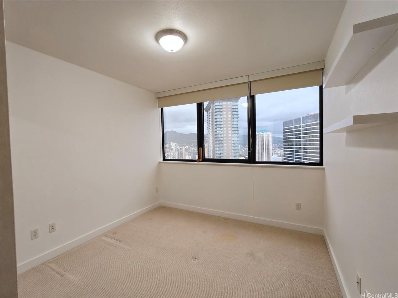 600 Queen St #3203 - Photo 4 of 8