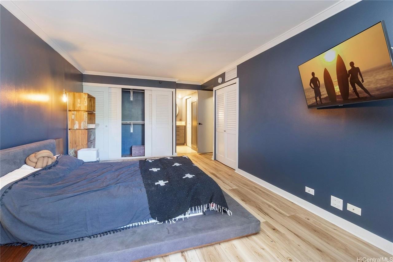 555 Hahaione St #7E - Photo 7 of 14