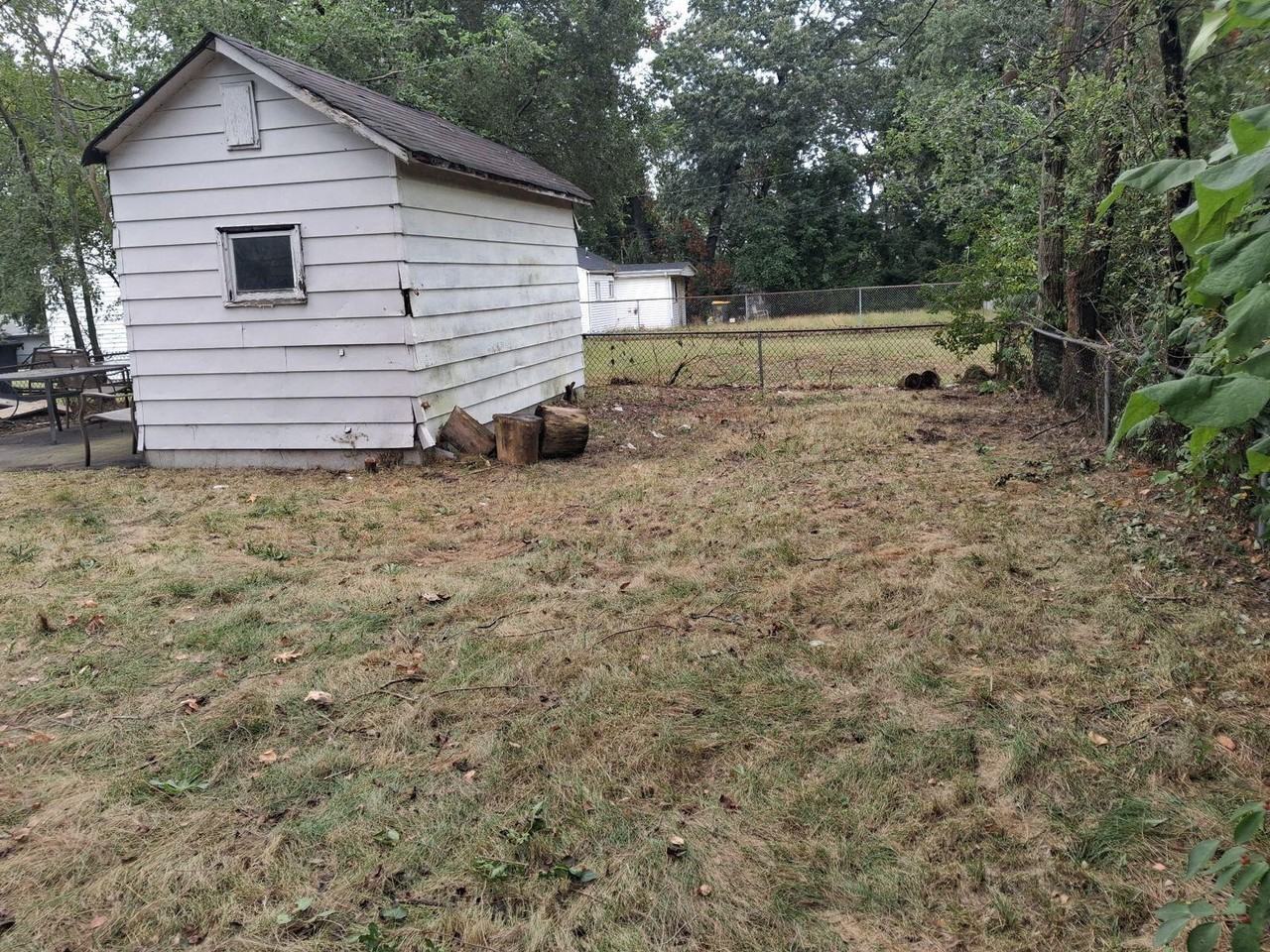 3121 Pulaski St - Photo 2 of 32