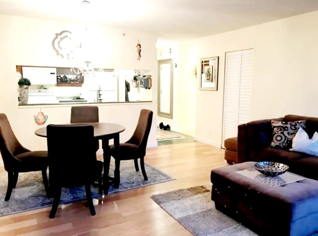 1228 Marinaside Crescent - Photo 6 of 15