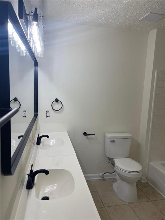 1622 Homestead Trl - Photo 7 of 23