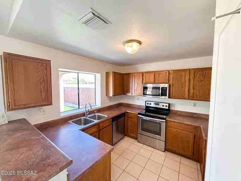 5310 West Grouse Way - Photo 2 of 7