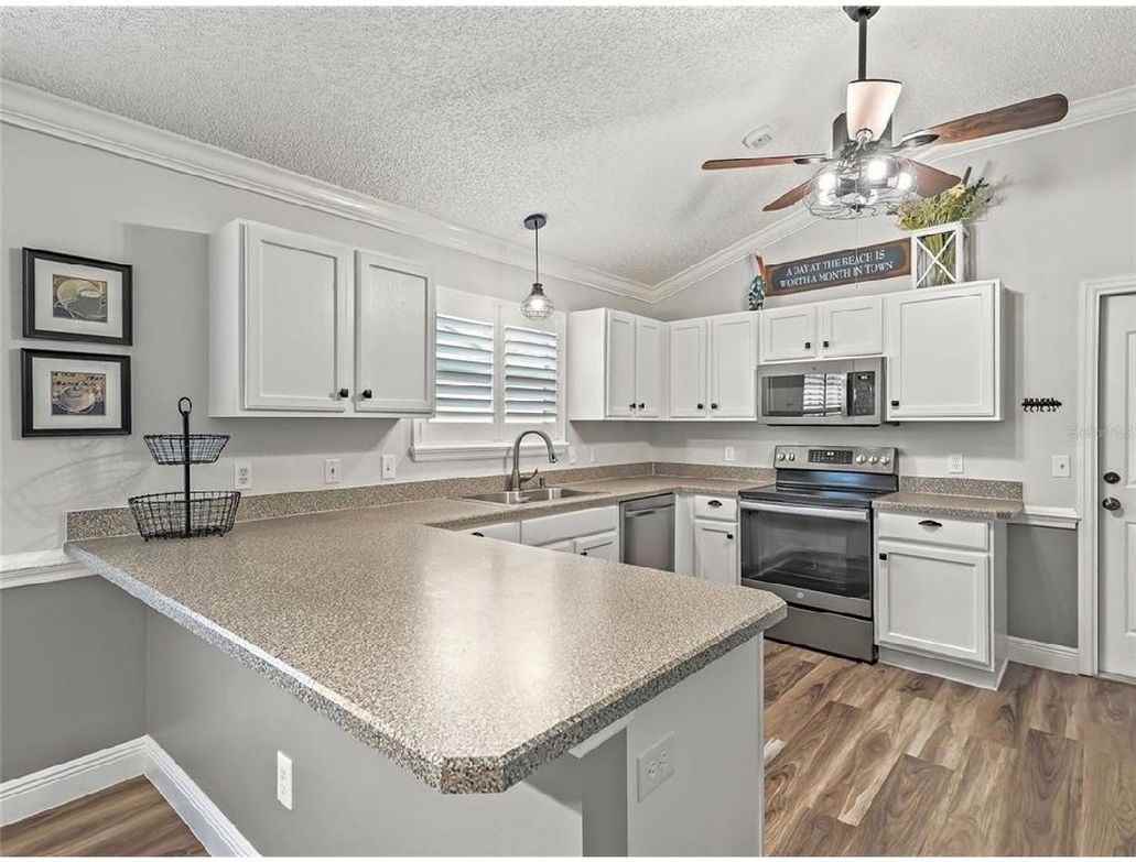 1304 Camero Dr - Photo 3 of 5