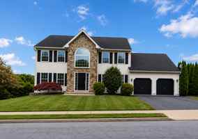 featured image of 17 Shelly Dr