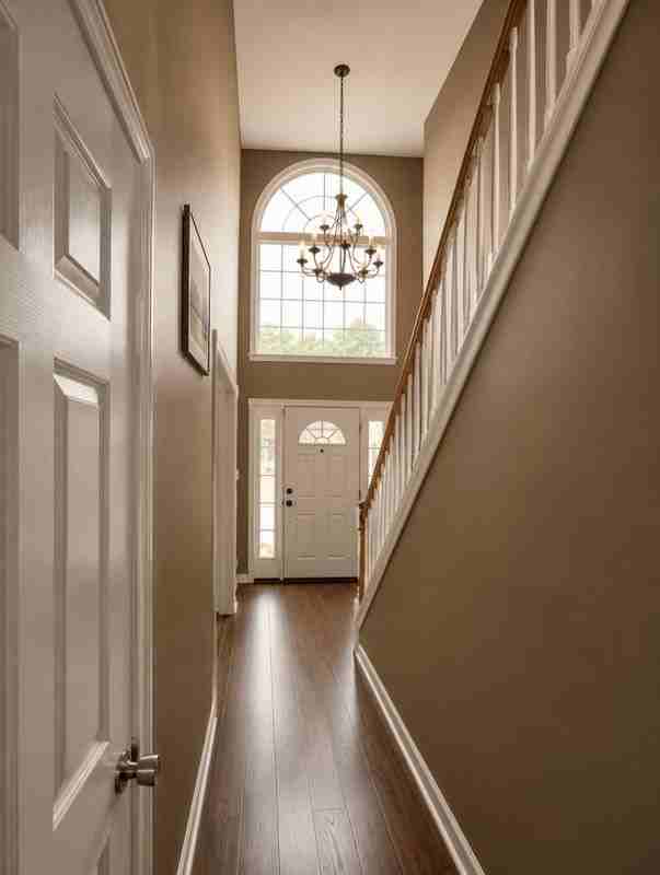 17 Shelly Dr - Photo 4 of 19