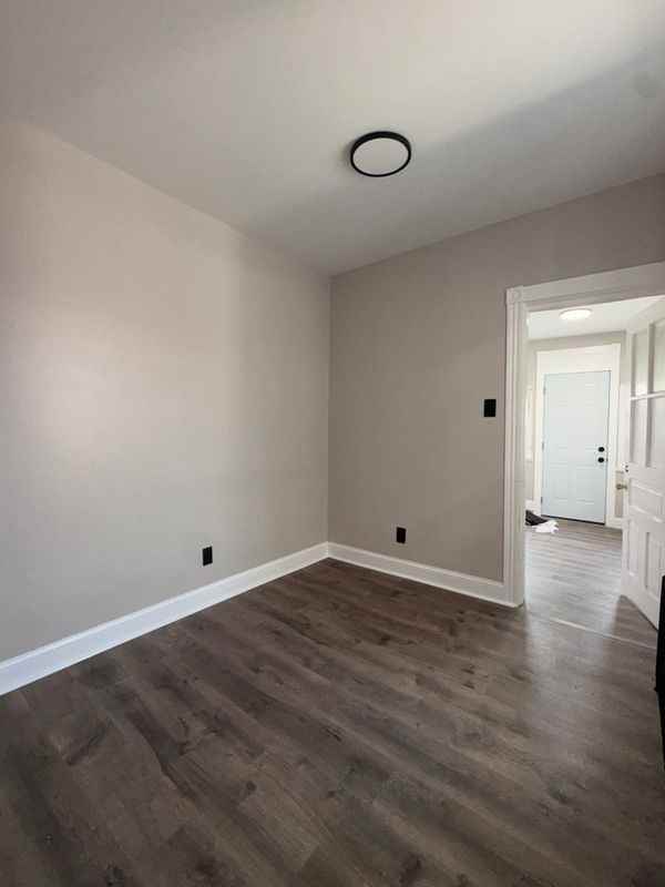 420 S 12th St - Photo 4 of 14