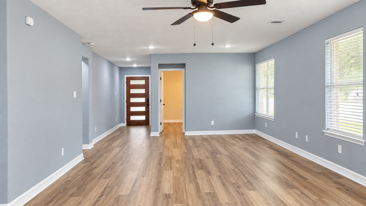 7414 Double Meadows Ct - Photo 3 of 18