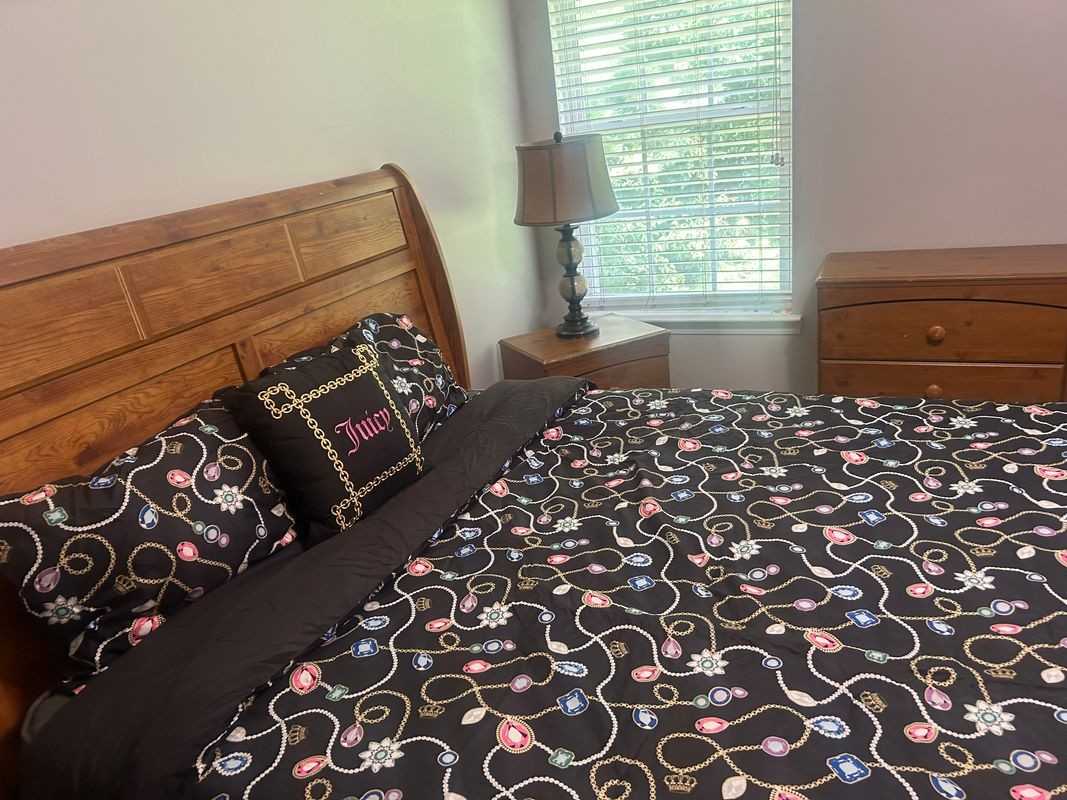 922 Thorny Ln - Photo 3 of 24