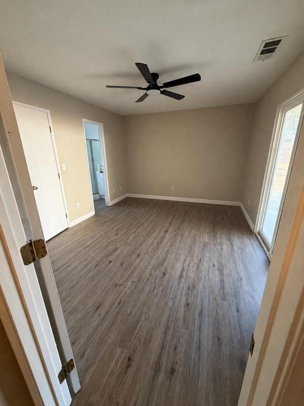 525 Cosart Ct - Photo 3 of 10