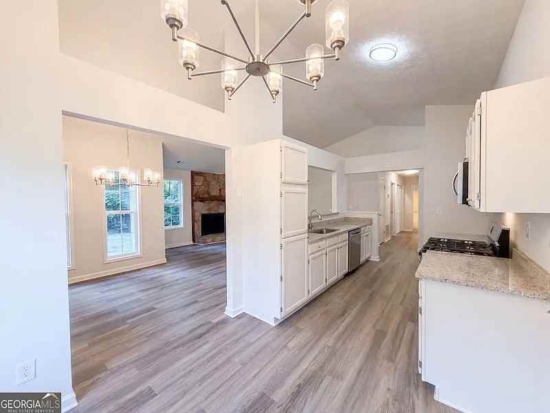 5857 Mistyview Drive - Photo 6 of 7