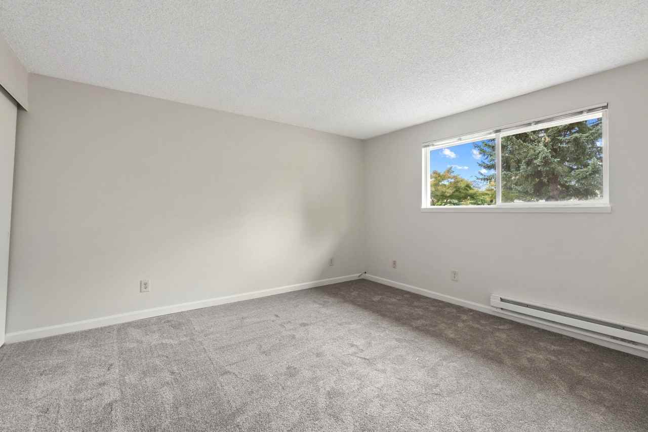 325 N 29th Ave #A - Photo 2 of 28
